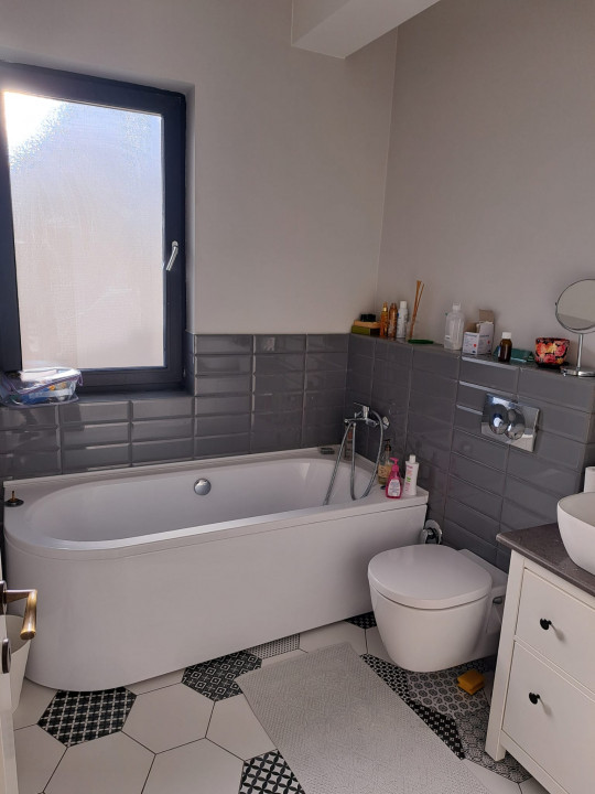 comision 0 %, duplex, ultrafinisat si partial mobilat asteapta proprietar 