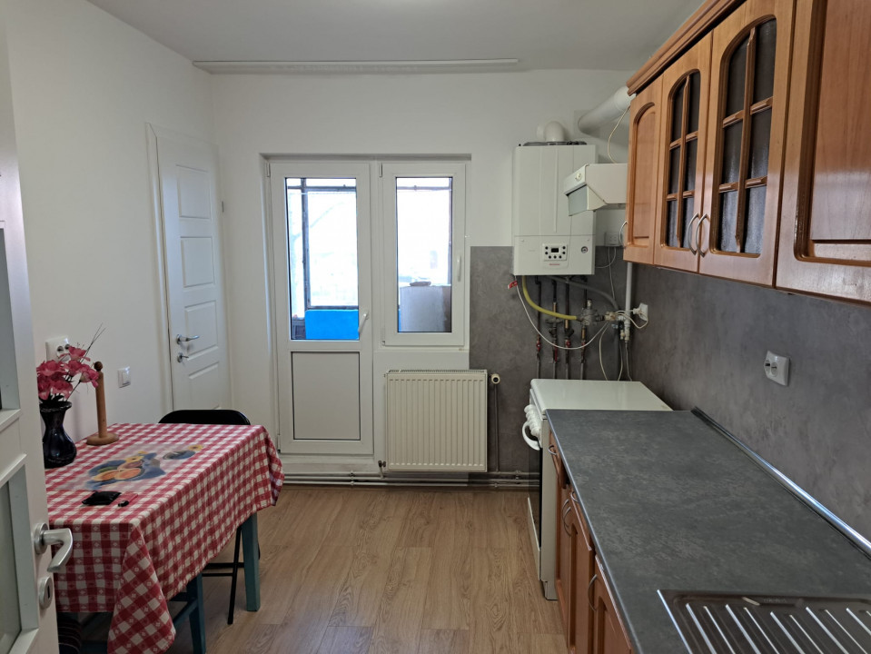Apartament, Decomandat Etaj 1, Marasti zona Expo
